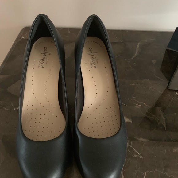 Shoes - Picture 1 of 3